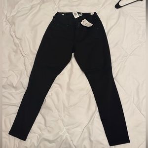 Torrid black jeggings NWT 12R